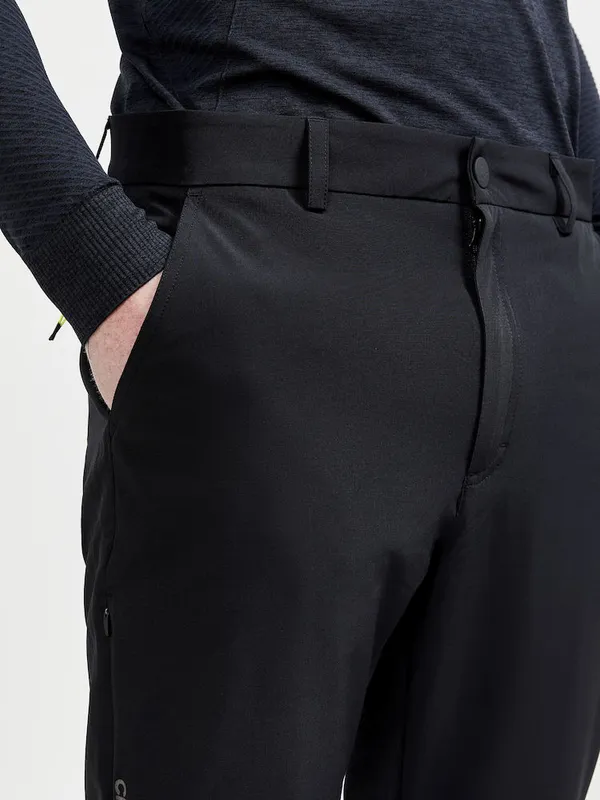 1910402-999000_CORE Explore Pants M_Closeup4.jpg